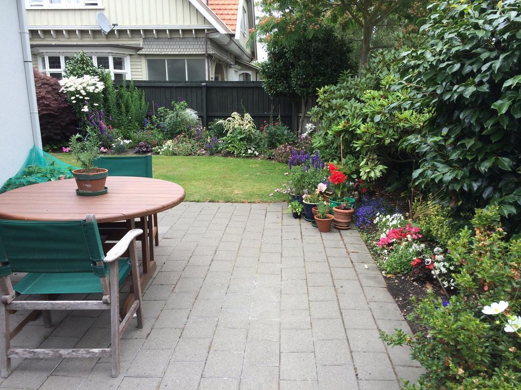 Garden Bed And Breakfast Christchurch Extérieur photo
