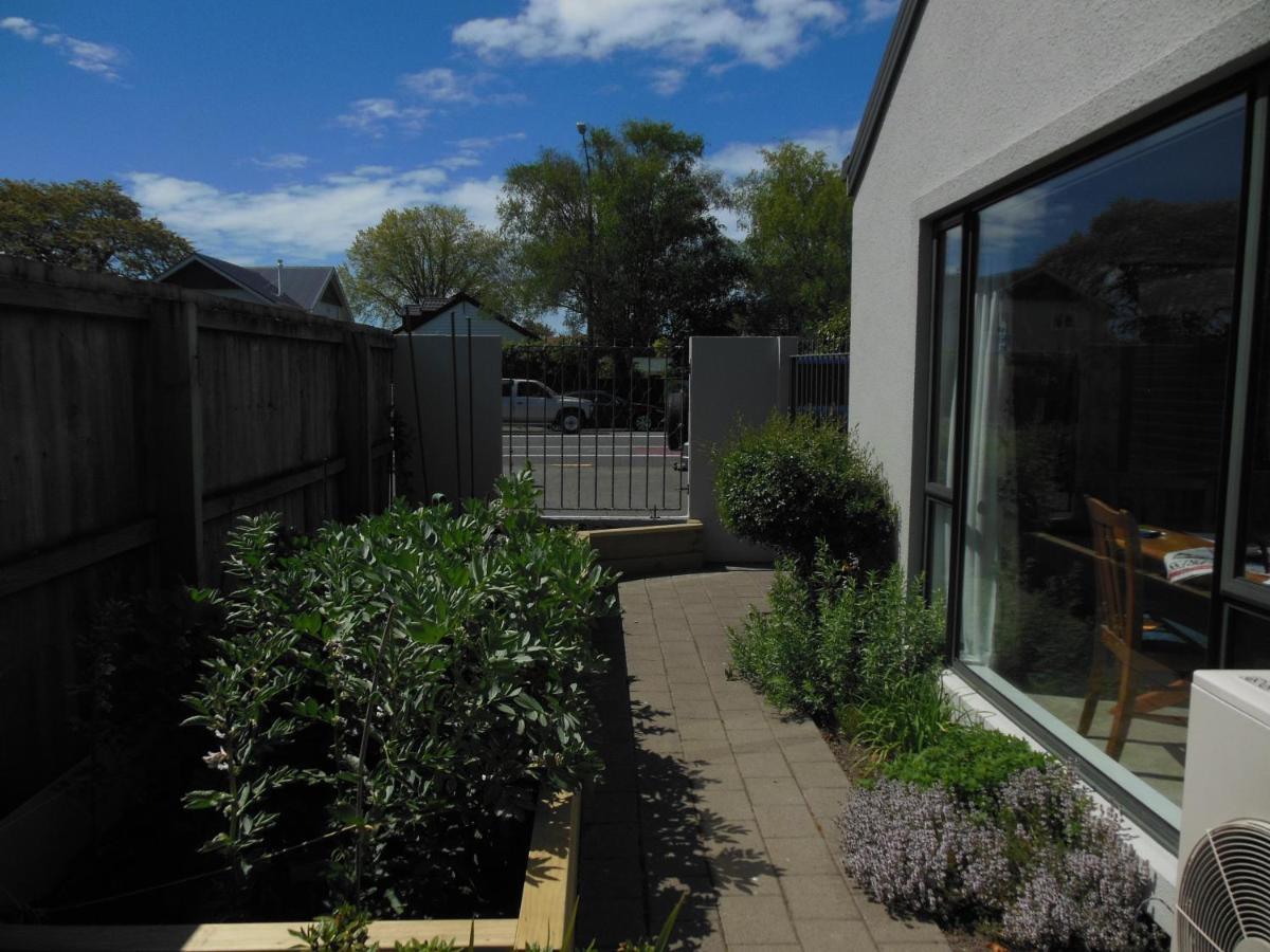 Garden Bed And Breakfast Christchurch Extérieur photo